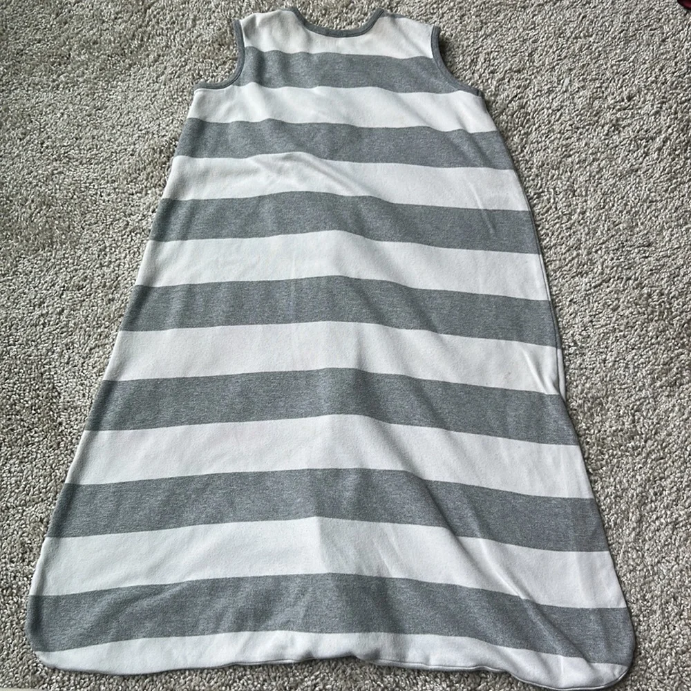 Burts Bees Bundle Bee Keeper Sleep Sack, Organic Crib Sheet & Onsie 6-12 Months - Picture 6 of 16